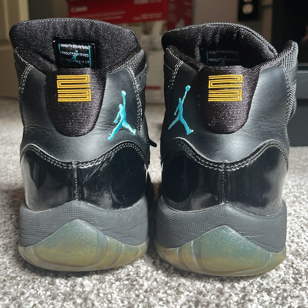 Air Jordan 11 Retro (GS) - Picture 4 of 7